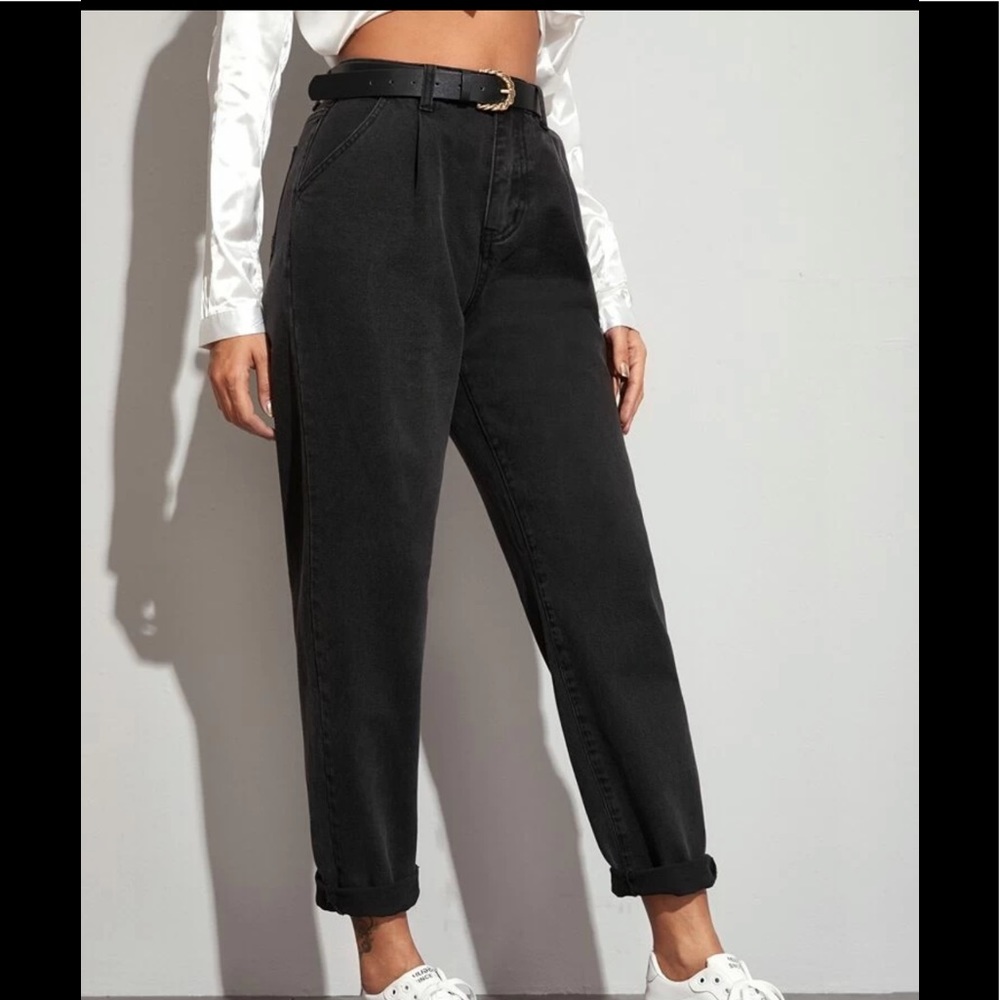 High Rise Mom Jeans - Picture 2 of 5